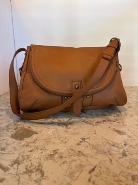 EUC Lucky Brand Caramel Brown Leather Fold Over Shoulder Handbag